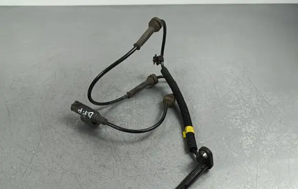Jeep Cherokee ABS brake wheel speed sensor 68141887AC