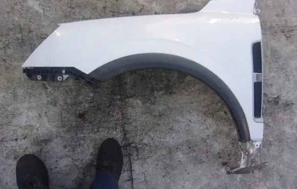 Opel Antara Fender