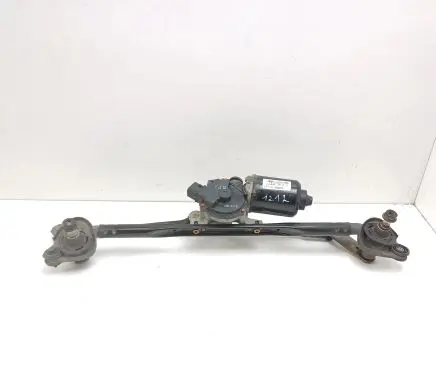 Hyundai Santa Fe Front wiper linkage and motor 981102B000