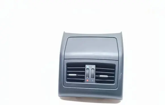 BMW 3 E90 E91 Rear air vent grill 7132381 51167132381