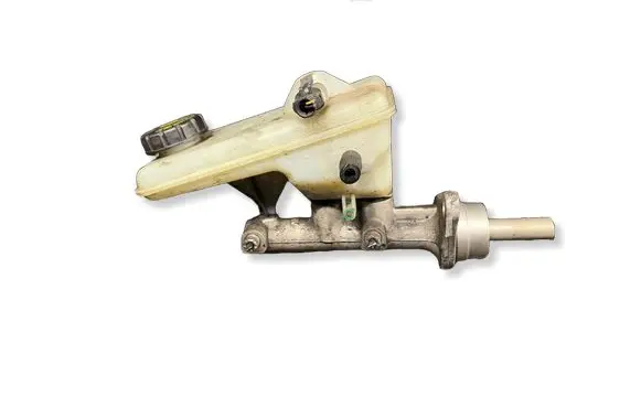 Opel Vivaro Master brake cylinder 32067008C