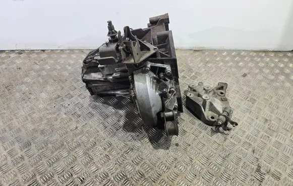 Peugeot Boxer Manual 6 speed gearbox 9657871380 2580155