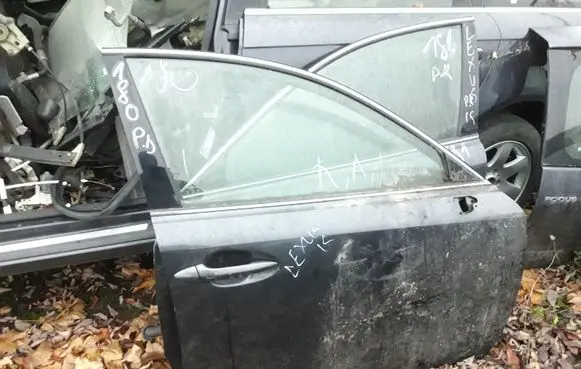 Lexus IS 220D-250-350 Front door