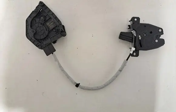 BMW X5 G05 Tailgate/trunk/boot lock/catch/latch 7475462 5A12988