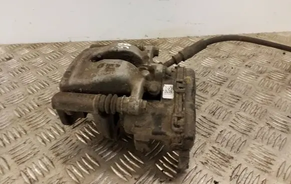 Mercedes-Benz B W246 W242 Rear brake caliper A2464232298RE