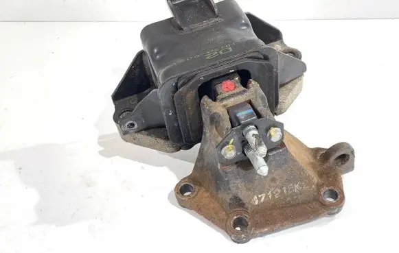 KIA Optima Engine mount vacuum valve 