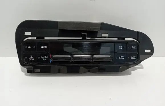 Toyota Auris E180 Climate control unit 5546802030 75H695