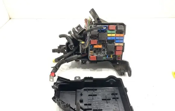 Alfa Romeo Giulietta Fuse box set
