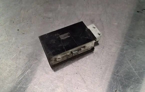 BMW 5 E39 Central locking motor 67118352165 8352165