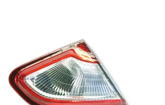 Nissan Qashqai+2 Tailgate rear/tail lights 89503189 B26555BR01A