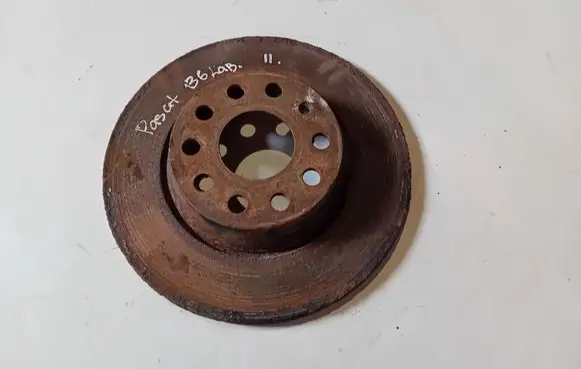 Volkswagen PASSAT B6 Rear brake disc