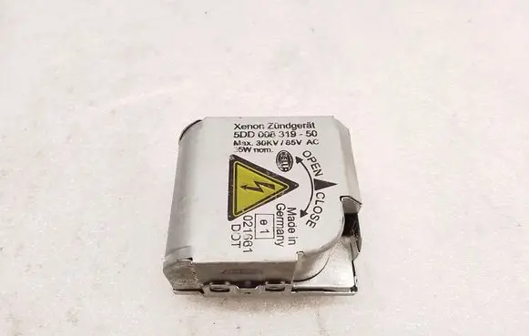 Headlight ballast module Xenon