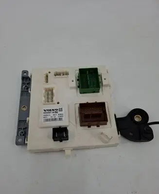Volvo V60 Comfort/convenience module 32254027 19W114 90782110