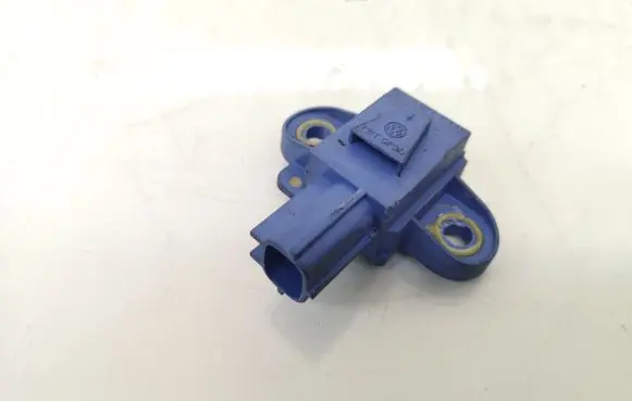 Volkswagen PASSAT B6 Airbag deployment crash/impact sensor 1K0955557A