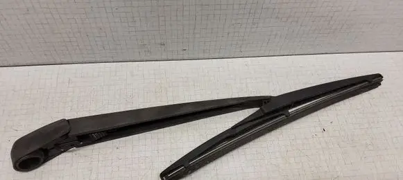 Mazda 6 Rear wiper blade arm