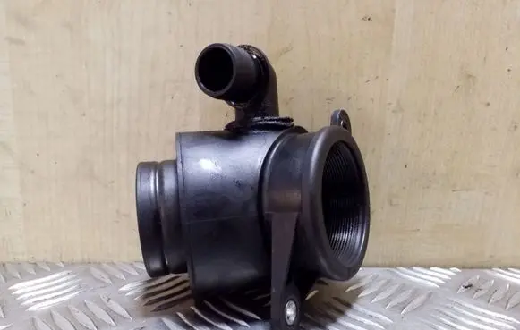Volkswagen Touareg I Breather/breather pipe/hose 