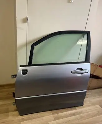 Lexus RX 300 Front door