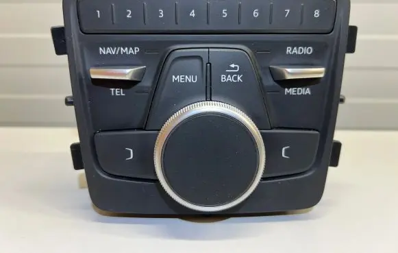 Audi A4 Allroad B9 Head unit multimedia control 8W0919614N