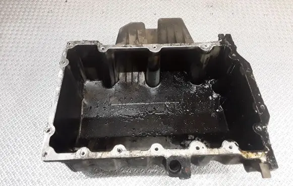 Volkswagen Polo III 6N 6N2 6NF Oil sump 045103603D