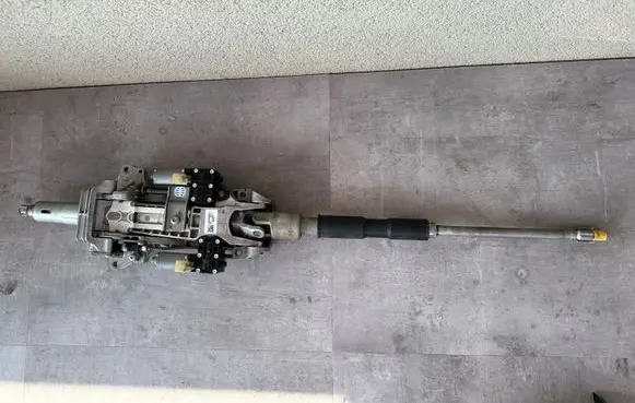 Mercedes-Benz C W205 Steering wheel axle set A2054603916 A2314600225