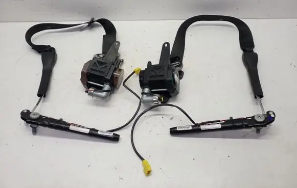 Opel Antara Front seatbelt 95473474 95473470