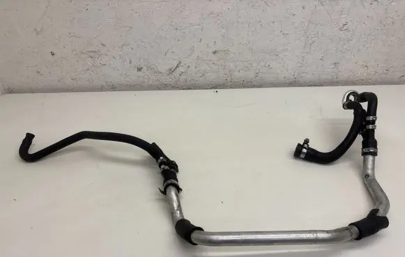 Volvo XC90 Coolant pipe/hose 30677875