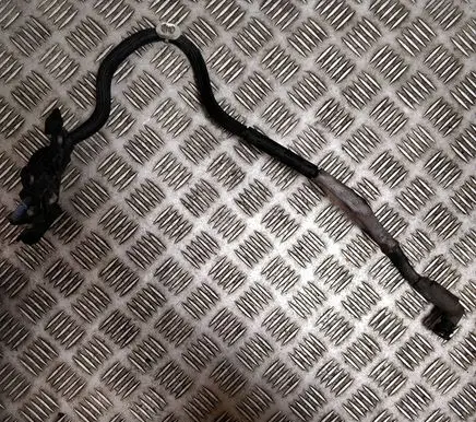 Jaguar F-Type Fuel line pipe
