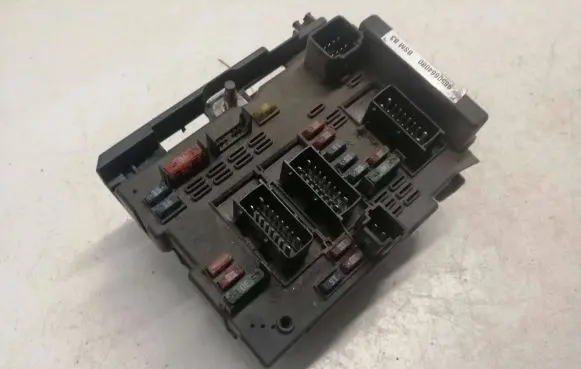 Peugeot 807 Comfort/convenience module 9650664080 BSMB3