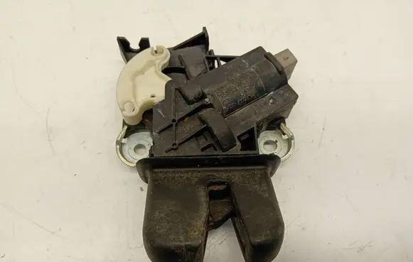 Volkswagen Jetta V Tailgate/trunk/boot lock/catch/latch 4F5827505D