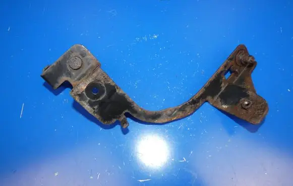 Mazda CX-5 Headlight/headlamp mounting bracket
