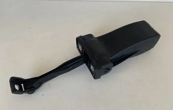 Audi A3 S3 8V Rear door check strap stopper 8V5839249 8V5839267