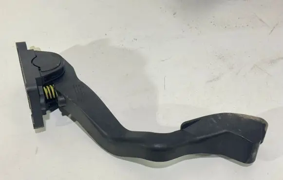 Citroen C3 Accelerator throttle pedal 9646702180