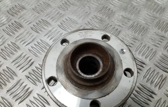 Volkswagen Tiguan Hub lock FAG805657A