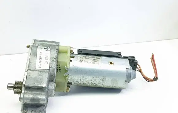 BMW 5 E39 Seat adjustment motor 8352192 0130002503 010803F