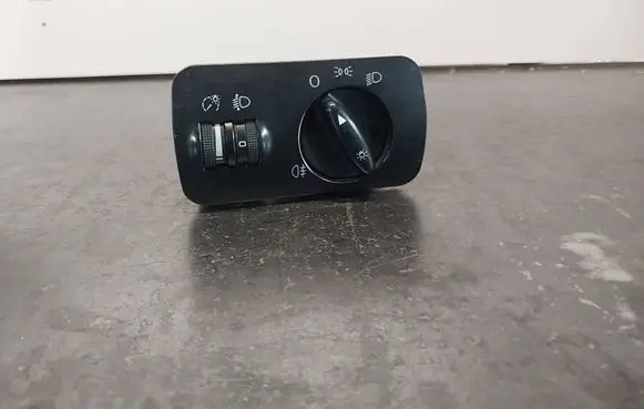 Light switch