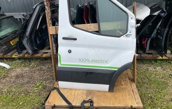Ford E-Transit Front door