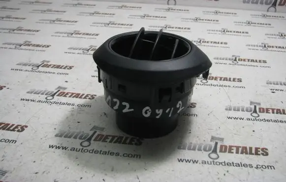 Dashboard side air vent grill/cover trim