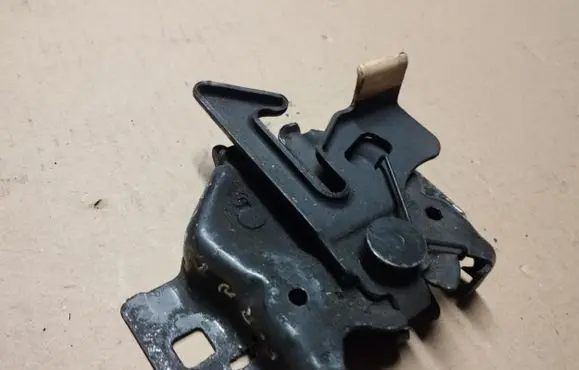 Ford Taurus Engine bonnet/hood lock/catch