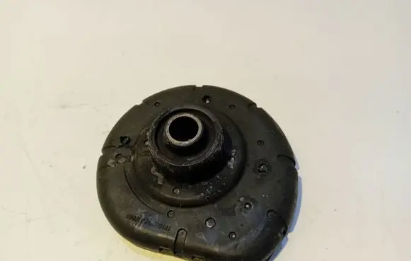 Volvo S70 V70 V70 XC Front upper strut mount 