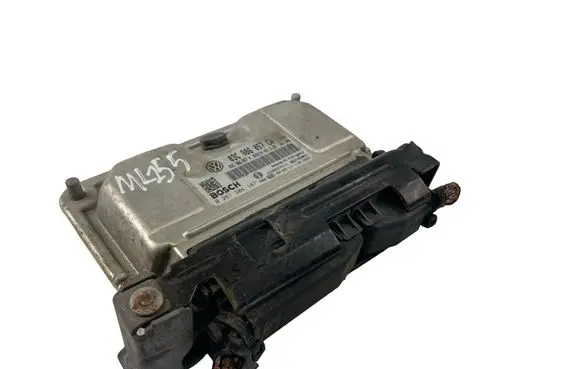 Seat Ibiza IV (6J,6P) Engine control unit/module 03C906057CA 0261S04187