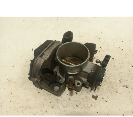 Audi A6 S6 C5 4B Throttle valve