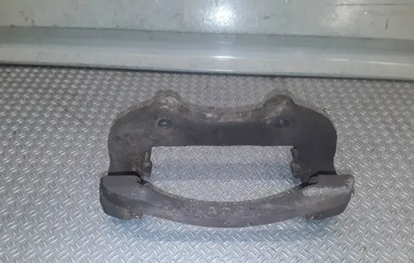 Nissan X-Trail T30 Front Brake Caliper Pad/Carrier 