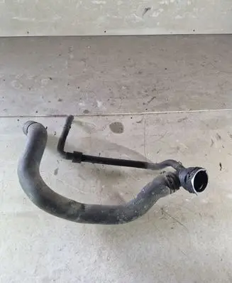 Volkswagen PASSAT B6 Engine coolant pipe/hose 3C0122291