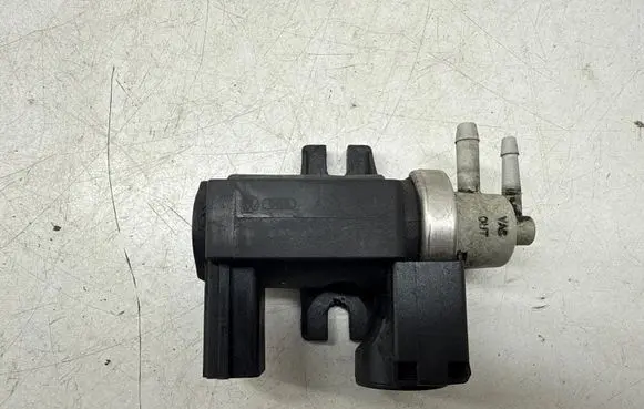 Audi Q5 SQ5 8R Turbo solenoid valve 8E0906627C 72290313