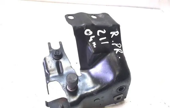 Mercedes-Benz E W211 Radiator support slam panel
