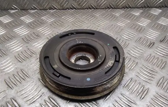 Peugeot 307 Crankshaft pulley 