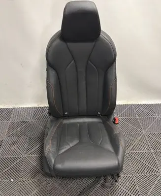 Skoda Enyaq iV Front passenger seat 