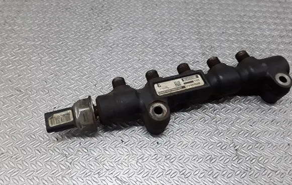 Ford Fiesta Fuel main line pipe 9654592680