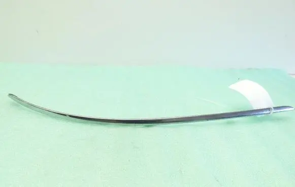 Mercedes-Benz C W204 Front bumper splitter molding A2048850821