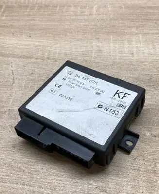 Opel Zafira A Comfort/convenience module 24437076